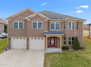 3103 New Chapel Rd, Jeffersonville, IN 47130