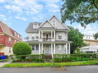 40 Scofield Ave, Bridgeport, CT 06605