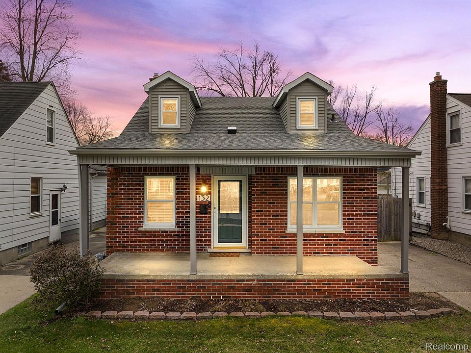 1st image of 132 Linden Ave