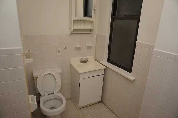 Rented by J Misrahi Realty Corp | media 31