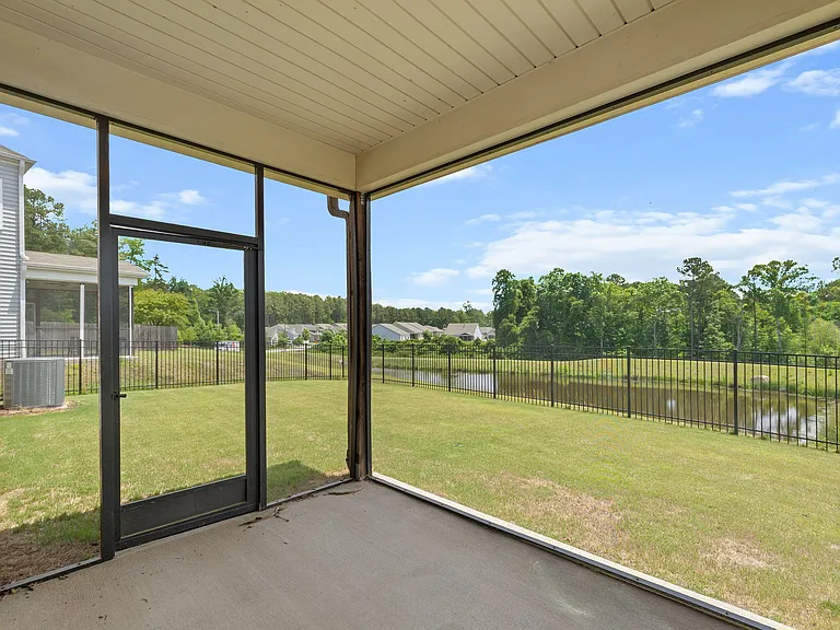 1004 Tarsnet Ln — Photo 44