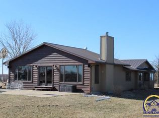 18910 142nd Rd, Denison, KS 66419