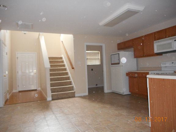 4th image of 3710 Sean Grove Way