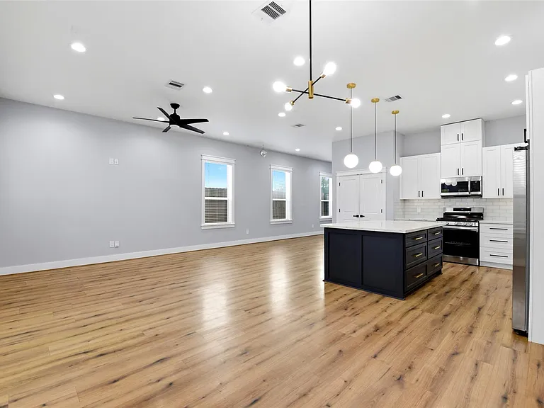6476 Tc Jester Blvd — Photo 23