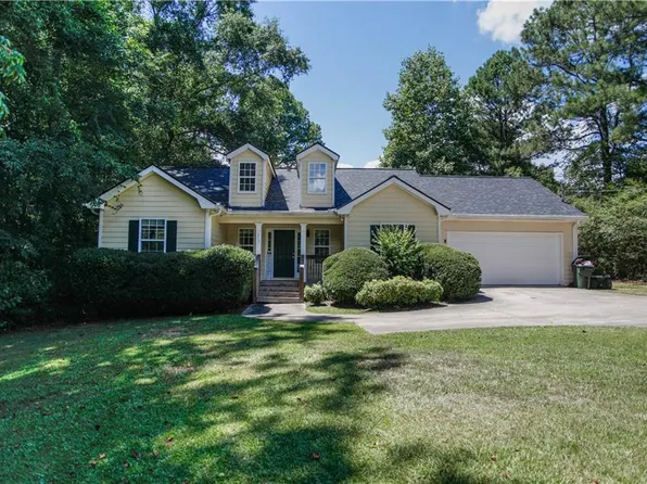 213 Baker St, Statham, GA 30666