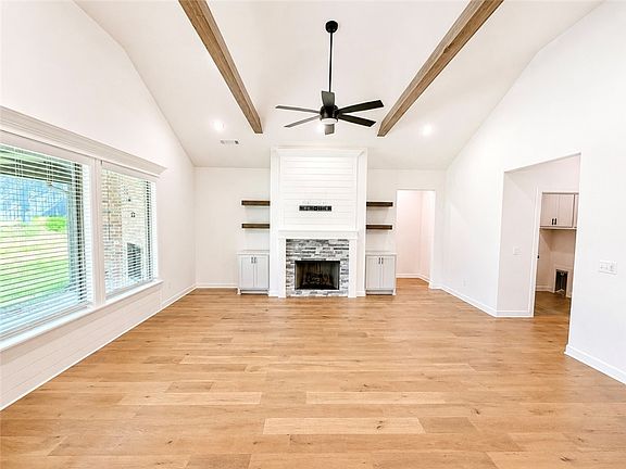 4th image of 1308 Cittadella Ave