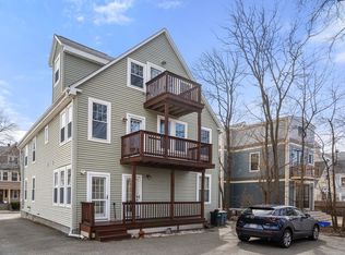 22 Cleveland St #B, Arlington, MA 02474