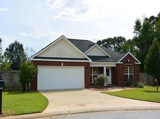 605 Beechwood Dr, Bonaire, GA 31005