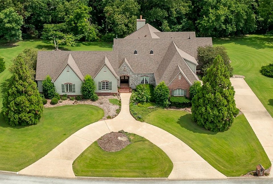 1st image of 11092 Timarron Dr