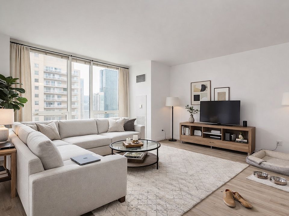 1st image of 33 W Ontario St #14C