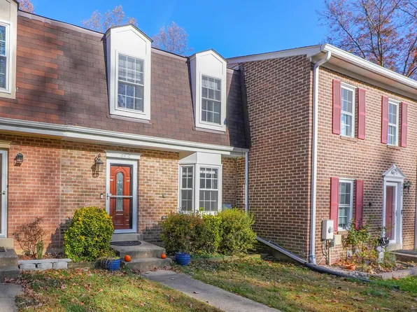 6446 Shannon Station Ct, Springfield, VA 22152