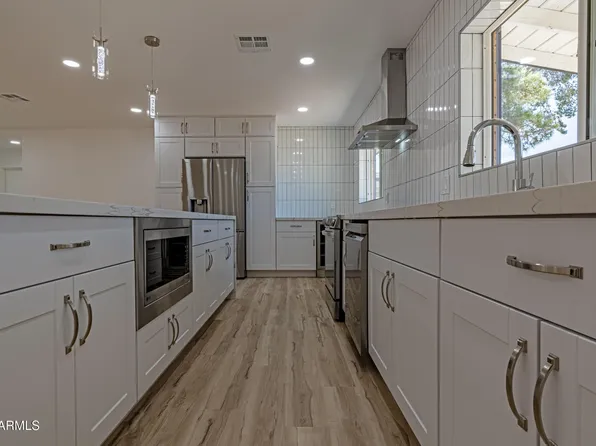 3035 E Heatherbrae Dr, Phoenix, AZ 85016