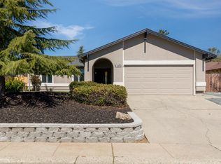 130 Arcadia Dr, Grass Valley, CA 95945
