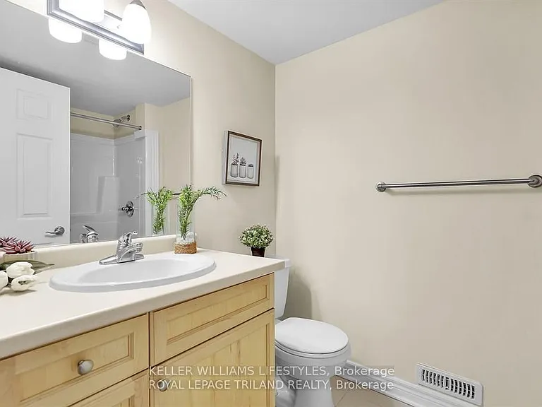 600 Hyde Park Rd #173 — Photo 35