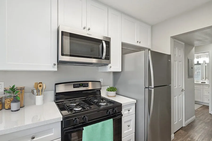 Stoneridge Apartment Homes — Photo 1