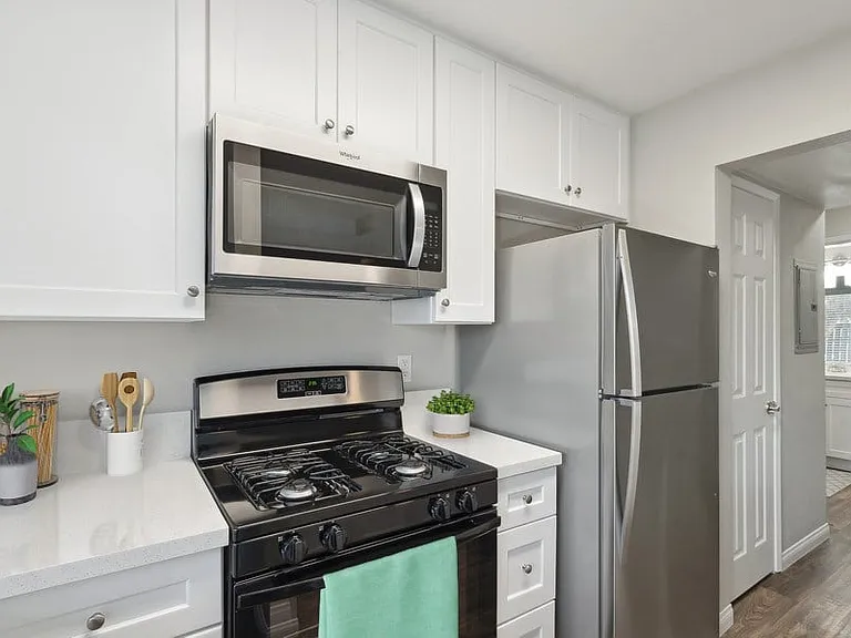 Stoneridge Apartment Homes — Photo 1