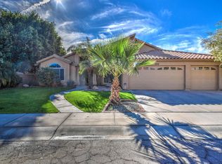 3719 E Saltsage Dr, Phoenix, AZ 85048