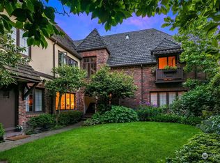 1305 E Republican St APT 5, Seattle, WA 98102