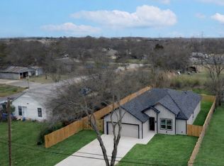 1111 Travis Ave, Alvarado, TX 76009