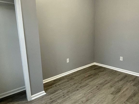 5th image of 384 Bergen Ave APT 2