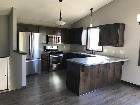3rd image of 23645 Marigold St NW