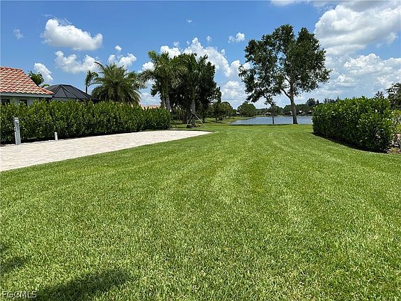 3rd image of 13567 Golden Palms Cir