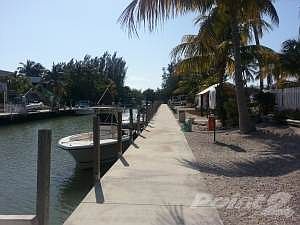 Over 400' of dock