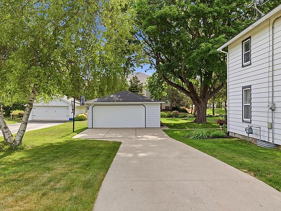 2nd image of 354 Prospect AVENUE