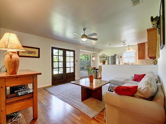 4th image of 5204 Wayborne Hill Dr