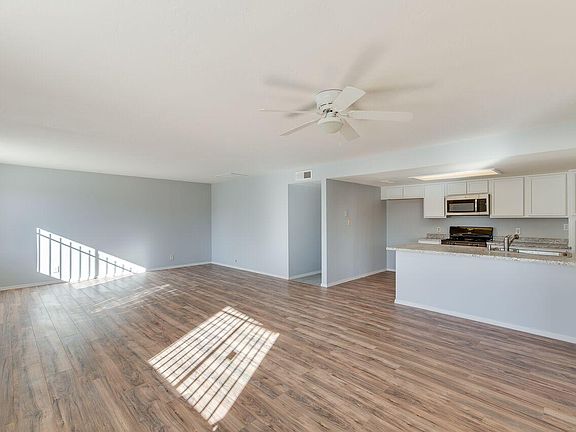 3rd image of 2508 E Karen Dr