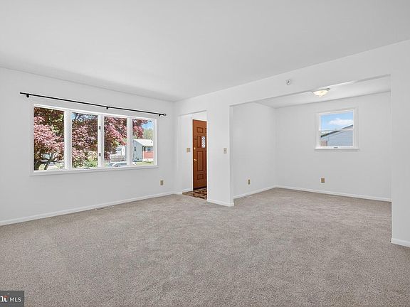 4th image of 61 Greenridge Rd