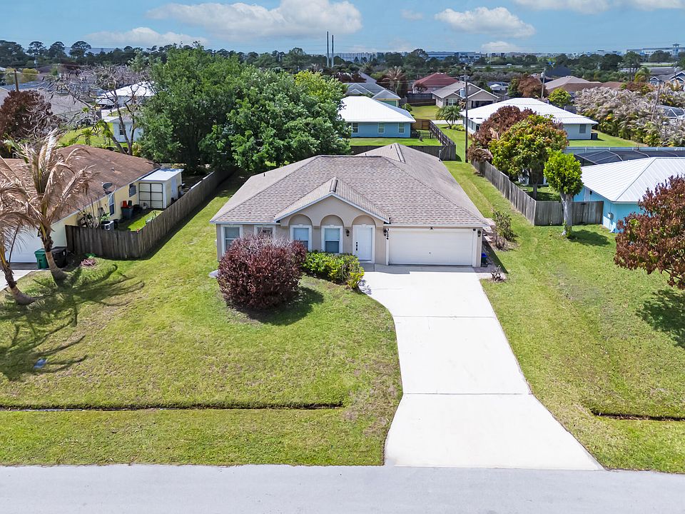 1st image of 3124 SW Armucher Street