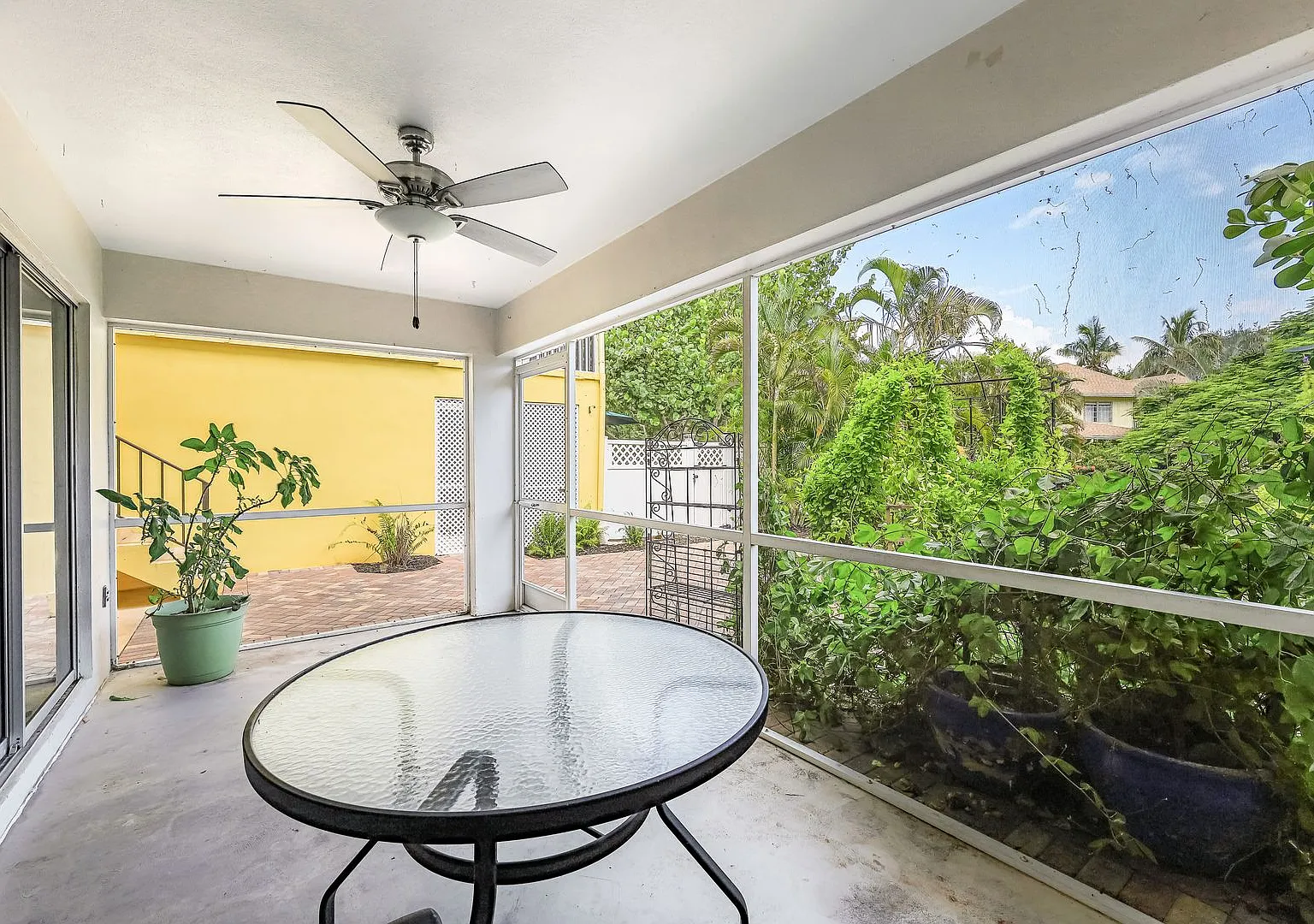 2 bed, 1160 sqft, $2,695 — Photo 1