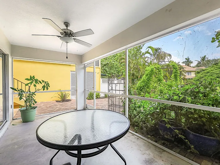 1201 Solana Rd #5 — Photo 1