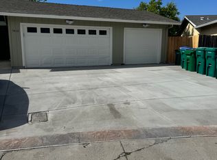 5411-5415 Carrington Cir, Stockton, CA 95210