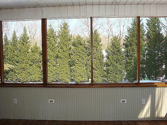 2nd image of 304 College Park Dr