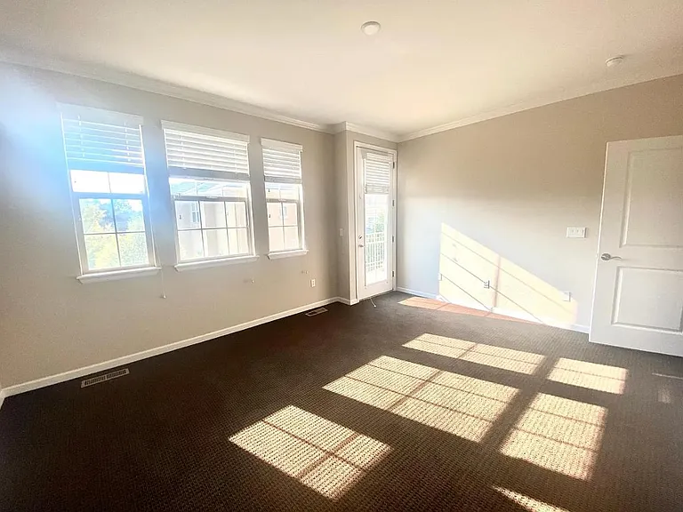 7877 Vallagio Ln — Photo 7