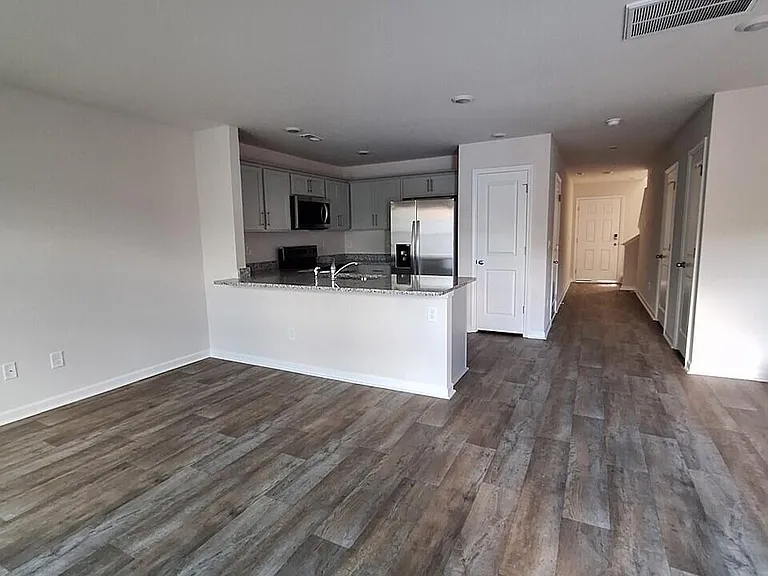 3200 Tatlock Way #E — Photo 6