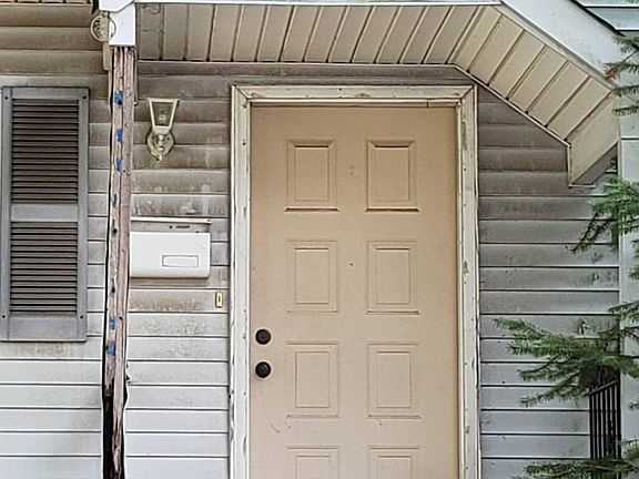 4th image of 104 Fenimore St