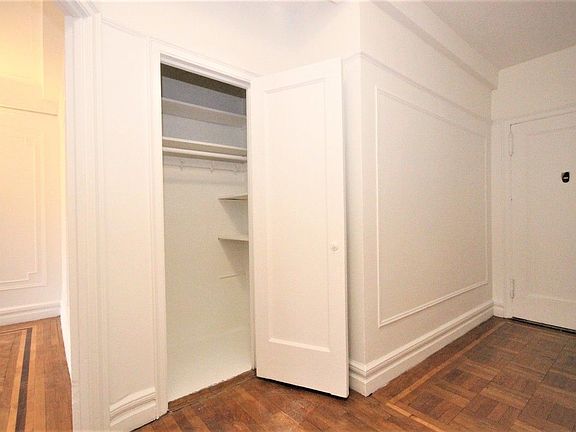 5th image of 143 W 96th St #4B