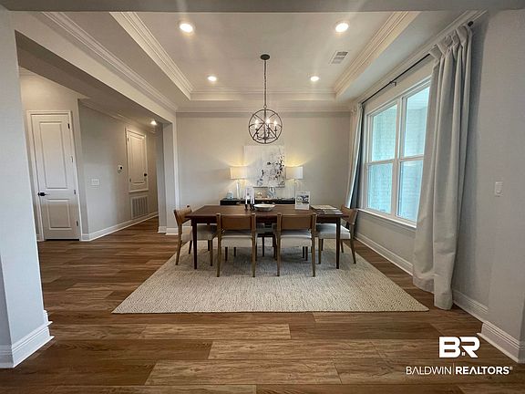 3rd image of 20200 West Blvd