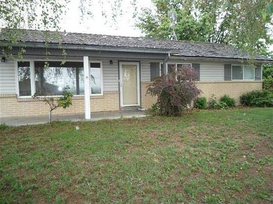 1st image of 924 Grending Ave