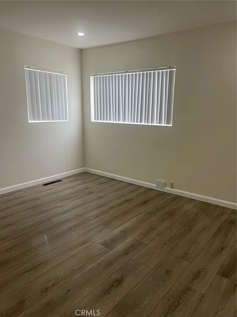4 bed, 2.5 bath, 1676 sqft, $4,300 — Photo 3
