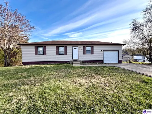 1330 Bramblett Blvd, Radcliff, KY 40160