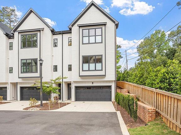 2nd image of 811 Maple Berry Ln #101