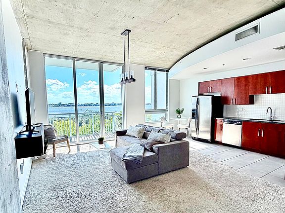 4th image of 300 S Australian Avenue #308