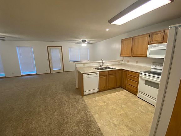 Living/Kitchen Open Floor Plan