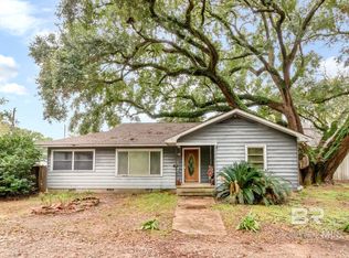2762 Hillcrest Rd, Mobile, AL 36695