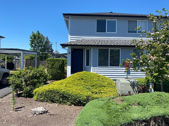 2nd image of 121 Kensington Ave SW Unit 3