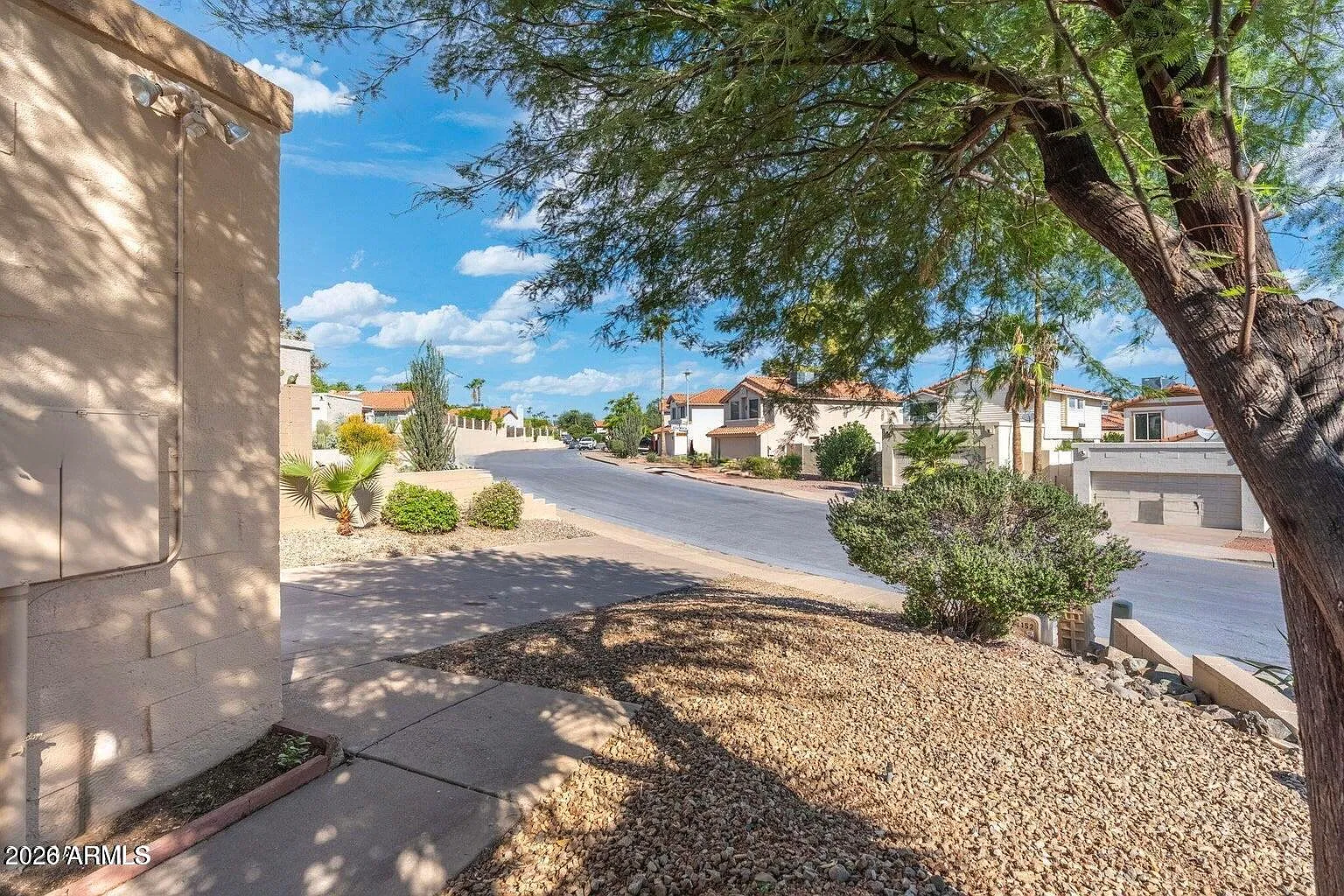 3 bed, 2.0 bath, 1268 sqft, $2,950 — Photo 3